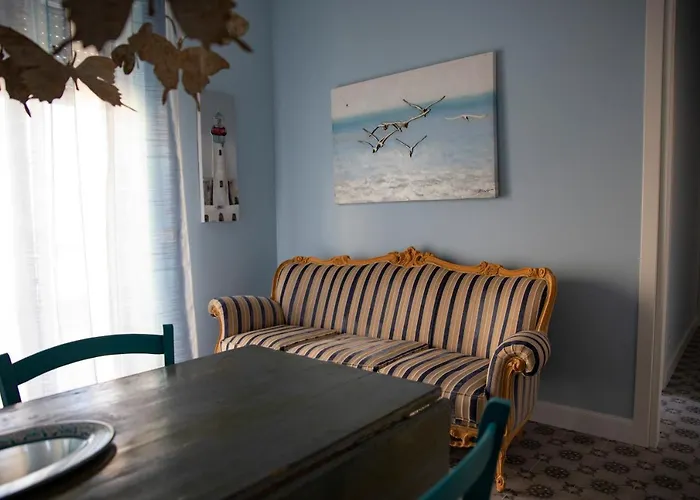 Apartment Sotto Il Faro Torre Canne