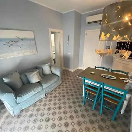 Apartment Sotto Il Faro Torre Canne